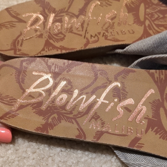 Blowfish Gray Sandals with Bow Detail - Picture 3 of 4